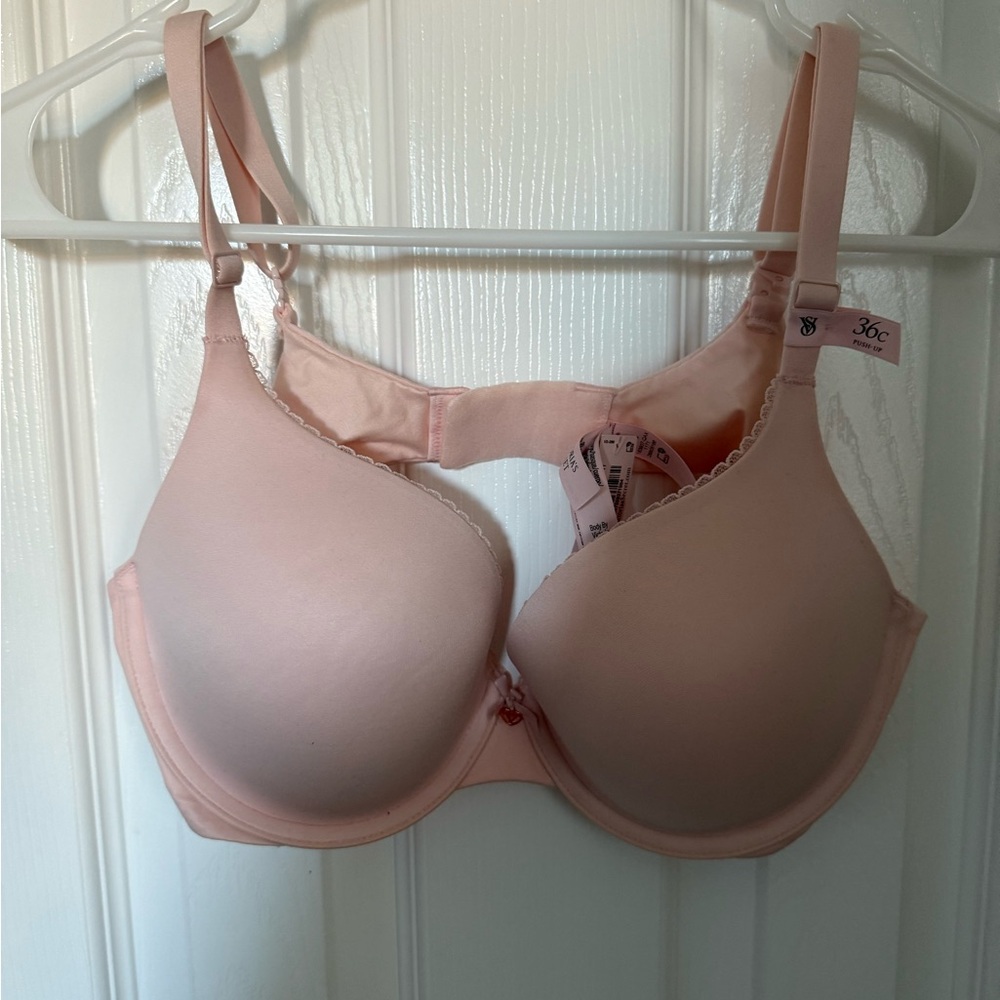 Victoria's Secret bra bundle!! 2 for $40.